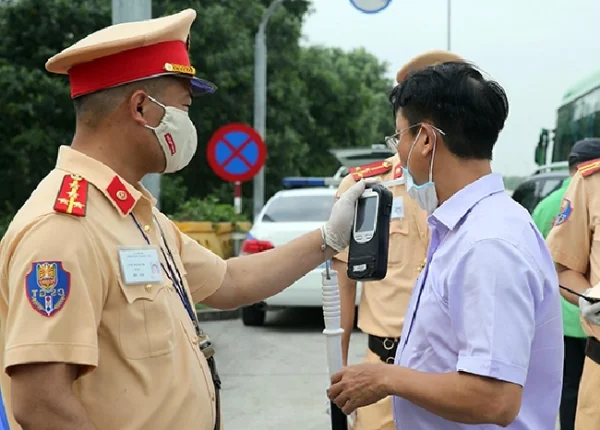 Những quy định về sử dụng rượu bia khi tham gia giao thông.