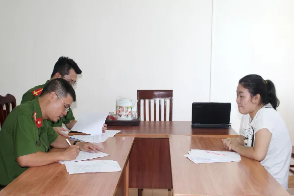 Hành vi chiếm đoạt tài sản Hành vi chiếm đoạt tài sản.