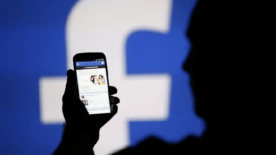 Xâm phạm quyền riêng tư Facebook