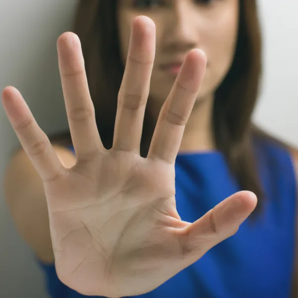 Bạo hành gia đình: pháp luật có những chế tài nào để xử lý? Bạo hành gia đình: pháp luật có những chế tài nào để xử lý?
