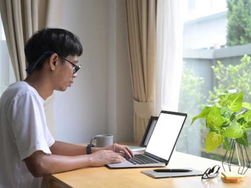 Tội lan truyền thông tin sai sự thật có bị phạt tù không? Lan truyền thông tin sai sự thật có thể khiến nạn nhân rơi vào trạng thái lo âu, trầm cảm.