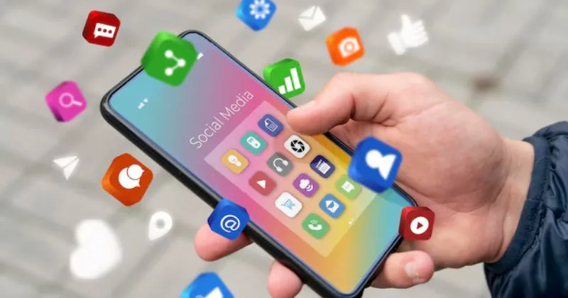 Chửi bới người khác trên facebook ngày càng phổ biến.