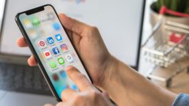 Hãy sử dụng mạng xã hội một cách văn minh để tránh làm tổn thương người khác.