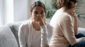 Lời nói vô tình đôi khi có thể gây ra những tổn thương sâu sắc cho người khác.