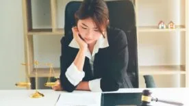 Một trong những nguyên tắc nền tảng của pháp luật hình sự là quyền được bào chữa.