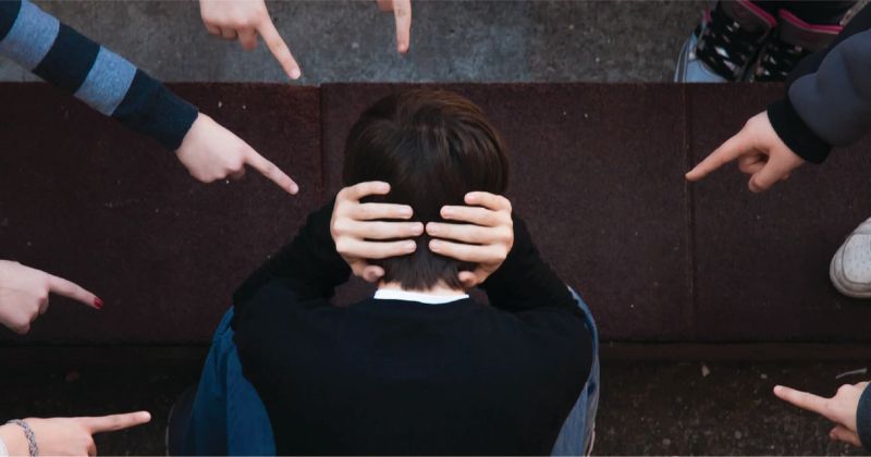 Xâm phạm nhân phẩm danh dự là gì? Xâm phạm nhân phẩm danh dự là gì?