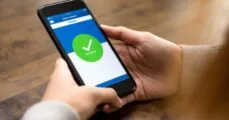 Chiếm đoạt tài sản chuyển khoản nhầm có xử phạt không?
