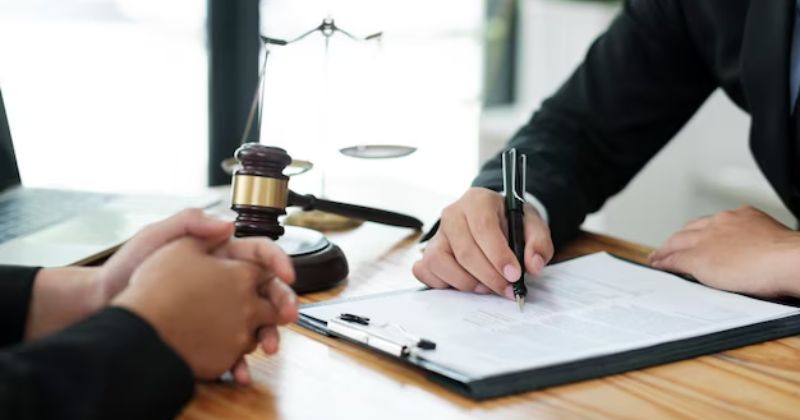 Hành vi cố ý gây thương tích có đi tù không? Quy trình xử lý vụ việc cố ý gây thương tích.