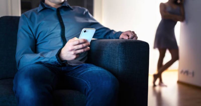 Chồng ngoại tình có con riêng phải làm sao? Chồng ngoại tình có con riêng có bị xử phạt không?