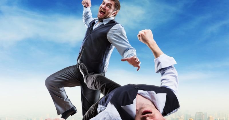 Hành vi đánh ghen làm nhục người khác