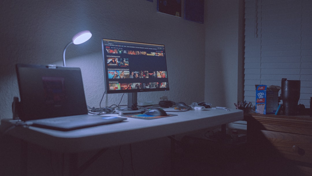 Pháp luật Việt Nam và NFT Pháp luật Việt Nam và NFT