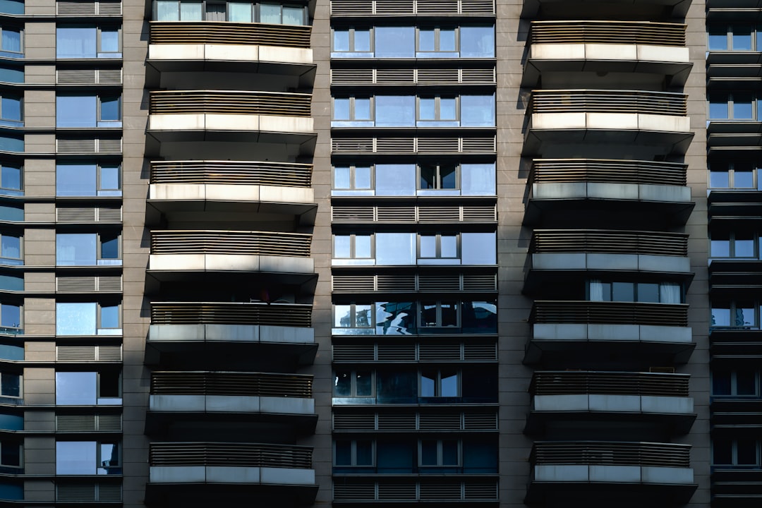 Hình ảnh tổng quan về quy định pháp lý chung cư